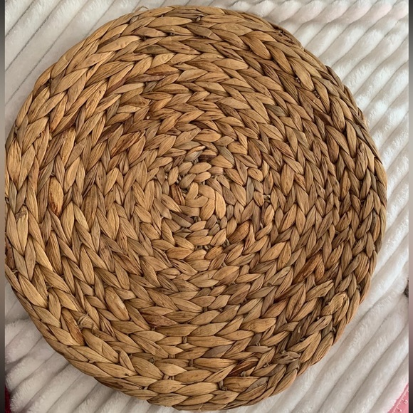 🖤Large woven mats for decor🖤 - Picture 2 of 4